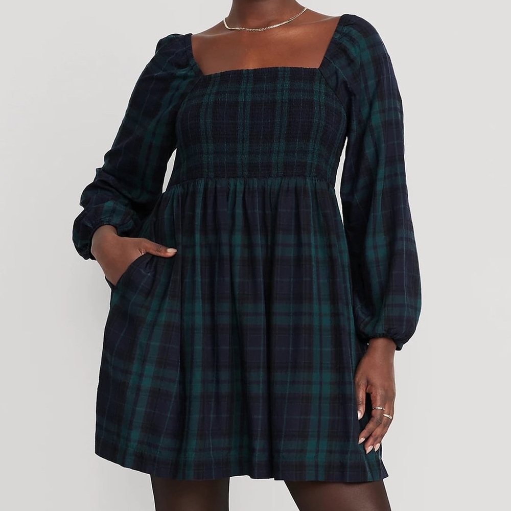 Old Navy Smocked Square Neck Plaid Green and Blue Dress XS